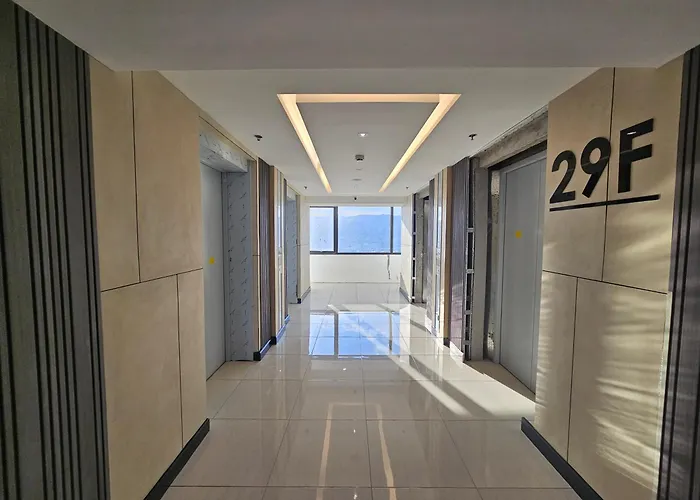 アパートホテル Jtower North Sea View In マンダウエ・シティ